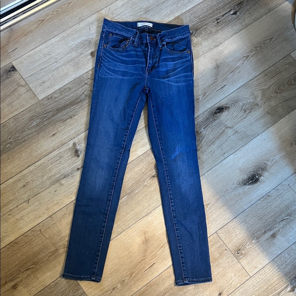 Madewell, size 25, Roadtripper blue jeans